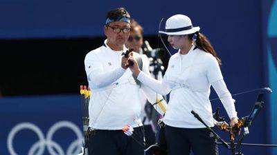 Archery-South Korea beats Germany for gold in mixed team event