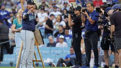 Dave Roberts - 'Wish he was a Dodger forever' - Justin Turner back in L.A. with M's - ESPN - espn.com - Los Angeles - county Turner - county Clayton - county Kershaw