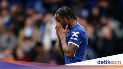 Lagi-lagi Sterling Ditinggalkan Chelsea