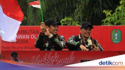 Gemuruh Penyambutan Peraih Emas Olimpiade Veddriq di Pontianak - sport.detik.com