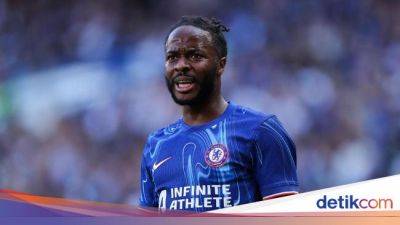 Maresca Tegaskan Tak Butuh Sterling di Chelsea