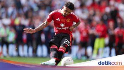 MU Kabarnya Melunak, Bisa Pinjamkan Sancho ke Klub Italia