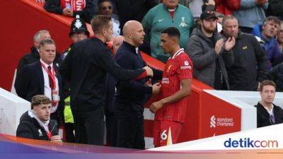 Luis Díaz - Arne Slot - Conor Bradley - Trent Alexander-Arnold - Liga Inggris - Slot soal Trent Ngambek: Saya Paham, tapi... - sport.detik.com - Liverpool