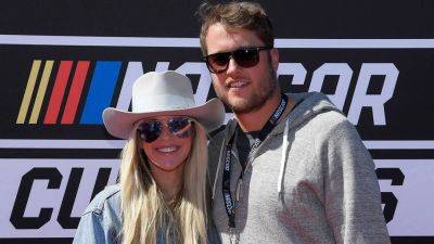 Patrick Mahomes - Matthew Stafford - Travis Kelce - Taylor Swift - Matthew Stafford's wife Kelly Stafford offers Taylor Swift, other WAGs pointed advice: 'Don't lose yourself' - foxnews.com - Los Angeles - state California