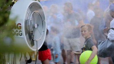 Alexander Zverev - Elise Mertens - Andrey Rublev - Scorching heat grips US Open second round - channelnewsasia.com - Russia - France - Germany - Belgium - Usa - Argentina - Australia - China - New York - county Martin - county Arthur - county Ashe