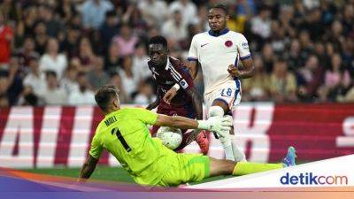 Christopher Nkunku - Cole Palmer - Enzo Maresca - Nicolas Jackson - Servette Vs Chelsea: The Blues Keok 1-2, Tetap Lolos ke Fase Liga - sport.detik.com - Switzerland