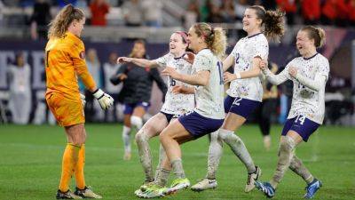 USWNT in Olympics PK shootout? Naeher can both save and score - ESPN