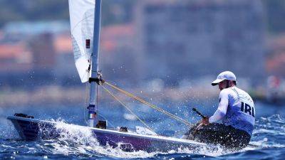 Paris 2024: Finn Lynch up to 15th in dinghy event, Eve McMahon drops to 17th