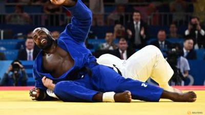 Judo-Riner leads France to team title for fifth gold medal