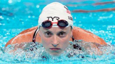 Summer Games - Michael Phelps - Katie Ledecky - Carl Lewis - Katie Ledecky wins gold in fourth straight 800m freestyle - ESPN - espn.com - France - Finland - Australia