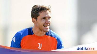 Federico Chiesa - Thiago Motta - Chiesa Tak Pernah Ditawari Kontrak Baru oleh Juventus - sport.detik.com