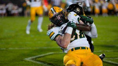 Jack Dempsey - Star - Colorado's Sheduer Sanders throws bizarre interception vs. North Dakota State - foxnews.com - county Travis - state Iowa - state Colorado - county Boulder - state North Dakota