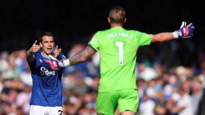 Aston Villa - Sean Dyche - Ollie Watkins - Michael Keane - Antoine Semenyo - Marcus Tavernier - Justin Kluivert - Luis Sinisterra - Southampton - Premier League wrap: Toffees crumble as Bournemouth snatch late win at Everton, Aston Villa hold on for victory at Leicester - rte.ie - Ireland - Jordan