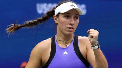 Iga Swiatek - Jessica Pegula - Marketa Vondrousova - Karolina Muchova - Diana Shnaider - Jasmine Paolini - Sara Errani - Jessica Pegula, Jasmine Paolini move into US Open round of 16 - ESPN - espn.com - France - Spain - Italy - Usa - Australia - New York