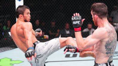 Umar Nurmagomedov routs Cory Sandhagen in UFC main event - ESPN