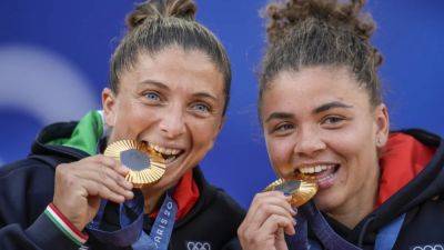 Karolina Muchova - Diana Shnaider - Lorenzo Musetti - Jasmine Paolini - Sara Errani - Cristina Bucsa - Linda Noskova - Italy's Errani and Paolini win women's doubles gold - channelnewsasia.com - Russia - Spain - Italy - Czech Republic