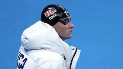 Paris La-Defense - Maddie Meyer - Sarah Stier - USA's Bobby Finke sets 1500M freestyle world record with second-straight Olympic gold in event - foxnews.com - France - Italy - Usa