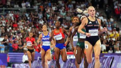 Britain's Hodgkinson dominates 800m semi-final