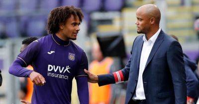 Joshua Zirkzee explains Vincent Kompany impact that led to Manchester United transfer