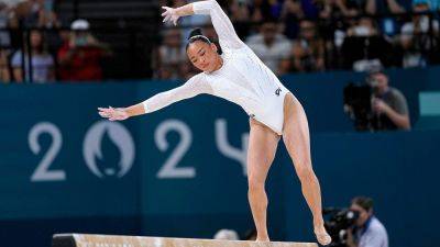 Summer Olympics - Charlie Riedel - Simone Biles - Paris Olympics - Suni Lee blames lack of crowd noise for balance beam mistakes: 'Feeling the pressure' - foxnews.com - Usa