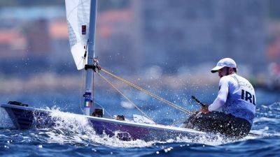 Paris 2024: Finn Lynch progresses to medal race while Eve McMahon bows out