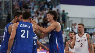 Basketball 3x3-France stun champions Latvia to reach men's final, US women lose
