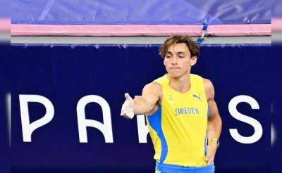 Armand Duplantis - Record-Breaker Armand Duplantis Soars To Olympic Pole Vault Gold, Keely Hodgkinson Wins 800m - sports.ndtv.com - Britain - Sweden - France - Usa - Greece