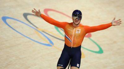 Netherlands 'bullet train' powers to team sprint gold
