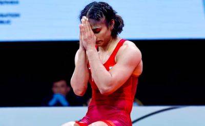 Vinesh Phogat Admitted To Hospital Due To Dehydration After Paris Olympics Disqualification: Report - sports.ndtv.com - India