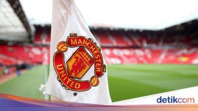 Manuel Ugarte - 4 Gelandang Bidikan MU jika Tak Dapat Manuel Ugarte - sport.detik.com