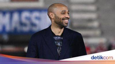 Thierry Henry Akan Gantikan Deschamps Latih Timnas Prancis?