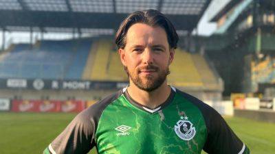 Shamrock Rovers sign Scottish striker Marc McNulty