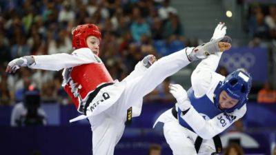 Taekwondo-Devastated Jones leaves Paris empty-handed after shock defeat