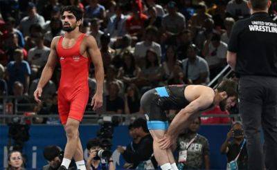 Wrestler Aman Sehrawat Loses Paris Olympics Semifinal Bout, To Fight For Bronze - sports.ndtv.com - Japan - India - Puerto Rico - Albania - county Young