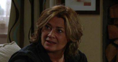 Emmerdale confirms devastating health battle for Moira Dingle after fans spot 'symptoms'