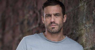 Jamie Lomas teases 'great' Hollyoaks exit as Blue's identity finally set to be revealed - manchestereveningnews.co.uk