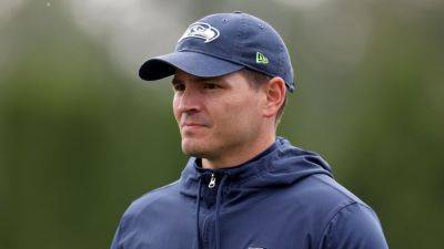 Mike Macdonald liked intensity of fight-filled Seahawks practice - ESPN