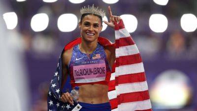 Sydney McLaughlin-Levrone's dominant 400m final in photos - ESPN