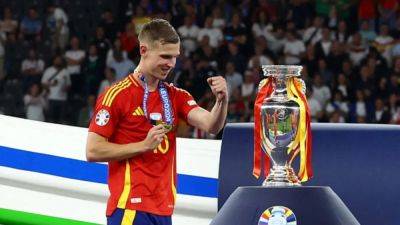 Dinamo Zagreb - Dani Olmo - International - Spain midfielder Olmo announces departure from Leipzig - channelnewsasia.com - Germany - Spain