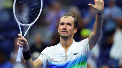 Last US Open champion standing Medvedev moves past Cobolli