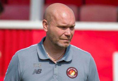 Ebbsfleet United - Matthew Panting - Dominic Poleon - Danny Searle - Ebbsfleet United manager Danny Searle reacts to 1-0 defeat to FC Halifax Town in the National League - kentonline.co.uk