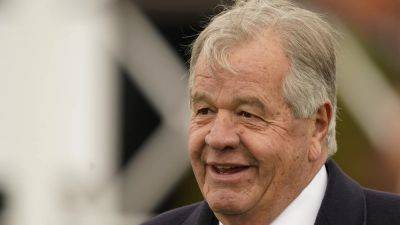 Michael Stoute set to retire from training at season end