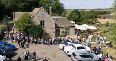 Jeremy Clarkson's Oxfordshire pub 'The Farmer's Dog' gets candid review from TikTok food critic