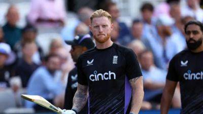 Stokes returns to England squad for Pakistan test tour