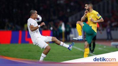 Indonesia Vs Australia: Ragnar Oratmangoen Ada di Mana-mana