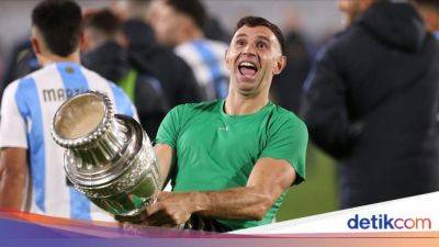 Emi Martínez - Emiliano Martinez - Luis Díaz - Jurnalis Olahraga Kolombia Kecam Pemukulan Emi Martinez ke Kameramen - sport.detik.com - Colombia - Argentina