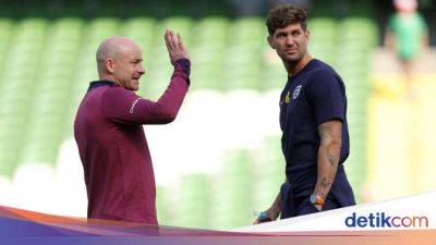 Bek Timnas Inggris: Lee Carsley Boleh Juga...