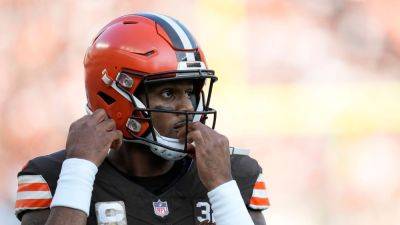 Woman suing Browns' Deshaun Watson to meet NFL; lawyer teases video - ESPN