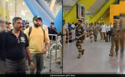 Watch: Surrounded By Police, Security, Rohit Sharma, Virat Kohli Reach Chennai For 1st Test