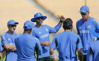 Virat Kohli - Rohit Sharma - Gautam Gambhir - Abhishek Nayar - Vikram Rathour - Morne Morkel - New Bowling Coach Joins Team India Practice Ahead Of 1st Test vs Bangladesh - sports.ndtv.com - South Africa - India - Sri Lanka - Bangladesh - Pakistan